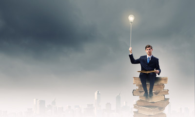 幼儿园安全工作会议记录内容